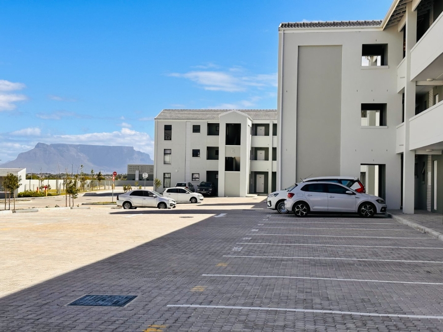 2 Bedroom Property for Sale in Parklands Western Cape